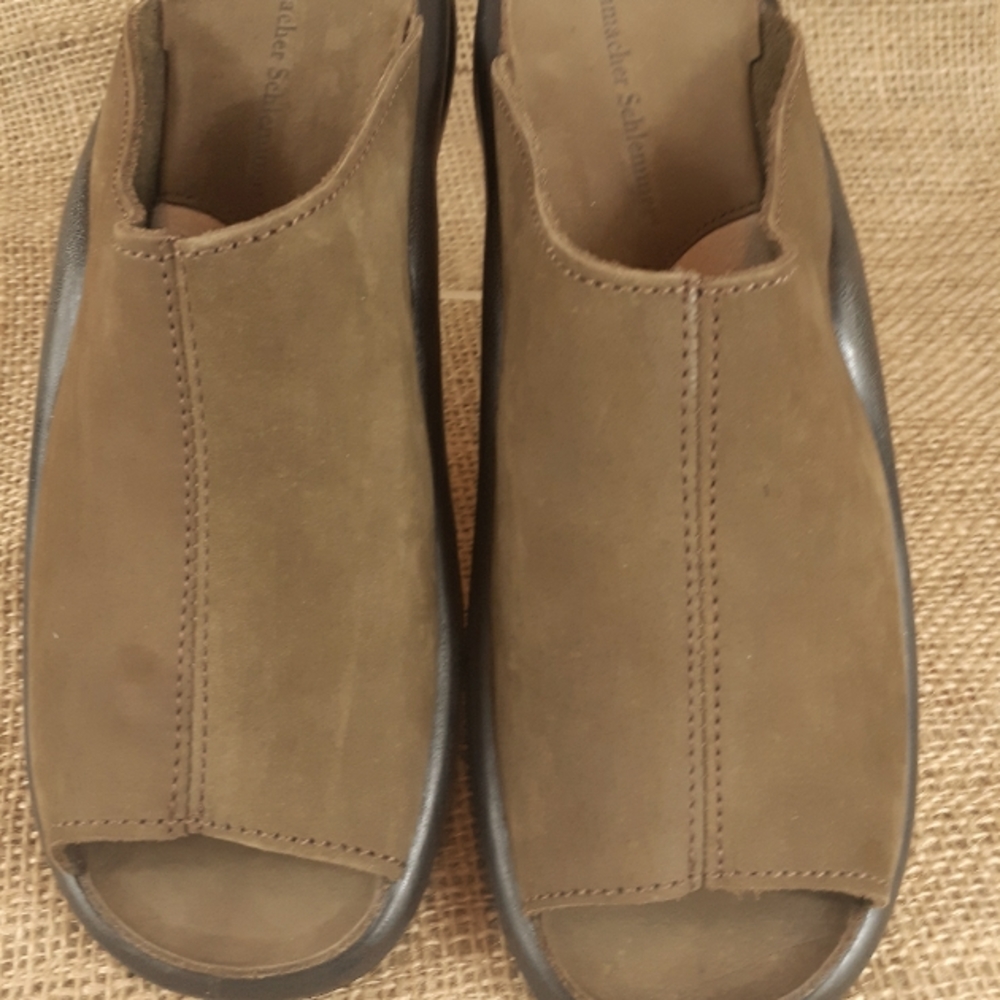 HAMMACHER SCHLEMMER Woman Sandals 7.5